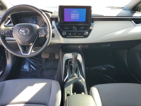 Used 2025 Toyota Corolla SE image 10