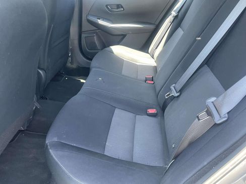 Used 2024 Nissan Sentra SV FWD image 10