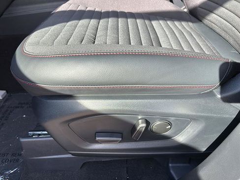 Used 2027 Ford Explorer ST-Line w/ Premium Package AWD/4WD image 11
