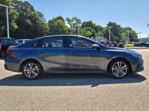 Used 2023 Kia Forte Sedan FWD image 7
