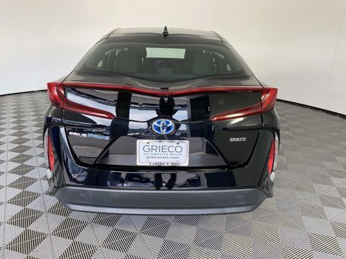 Used 2020 Toyota Prius Prime LE FWD image 6