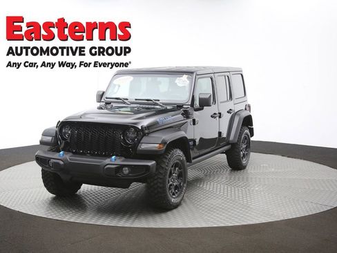 Used 2023 Jeep Wrangler Unlimited w/ Dual Top Group image 60