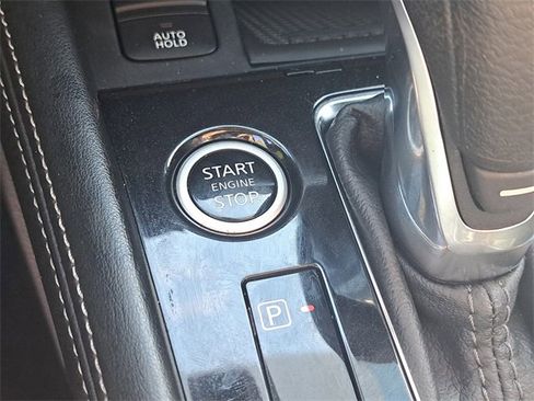 Used 2024 Nissan Kicks SR w/ SR Premium Package image 27