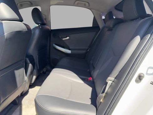 Used 2012 Toyota Prius Four FWD image 18