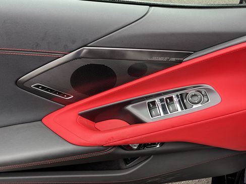 Used 2024 Chevrolet Corvette Stingray Preferred Conv w/ Stealth Interior Trim Package image 15