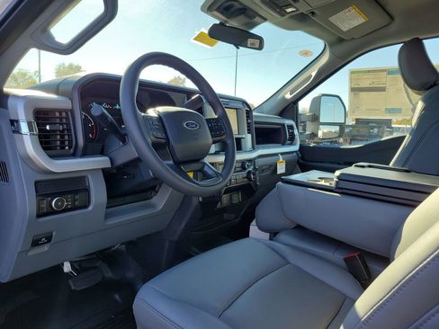 New 2026 Ford F350 XL w/ XL Chrome Package image 22