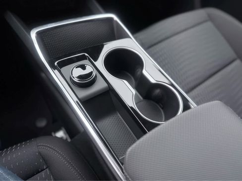 New 2026 Chevrolet Equinox LT w/ Safety and Technology Package image 27