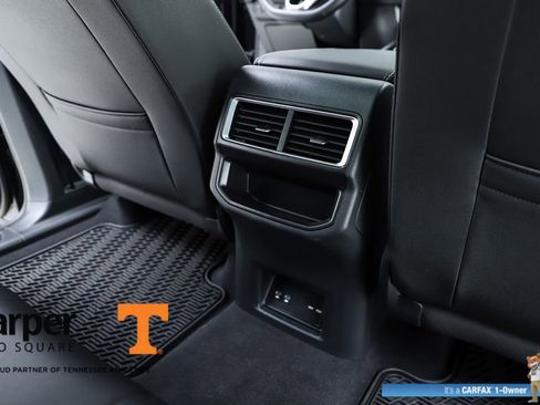 Used 2025 Volkswagen Atlas Cross Sport SE w/ Panoramic Sunroof Package image 39