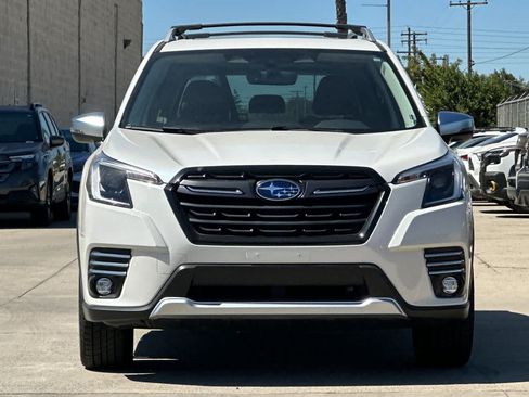 Used 2023 Subaru Forester Touring w/ Popular Package #2 AWD/4WD image 8