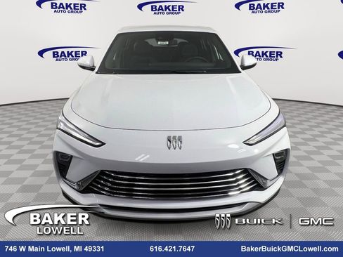 New 2025 Buick Envista Preferred w/ Convenience I Package image 2