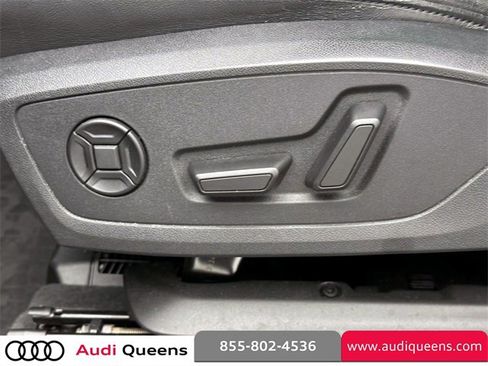 Certified 2022 Audi Q3 2.0T Premium Plus w/ Premium Plus Package image 22