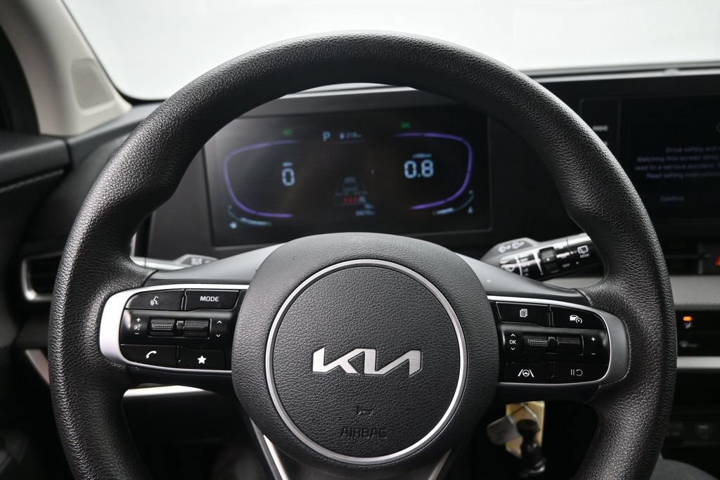Used 2025 Kia Sportage LX AWD/4WD image 10
