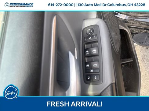 Used 2022 RAM 1500 Big Horn AWD/4WD image 14