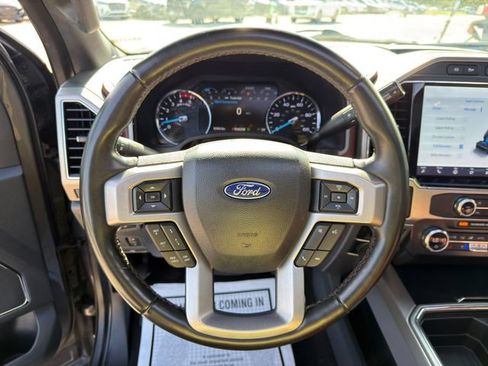 Used 2022 Ford F450 Platinum w/ FX4 Off-Road Package image 39