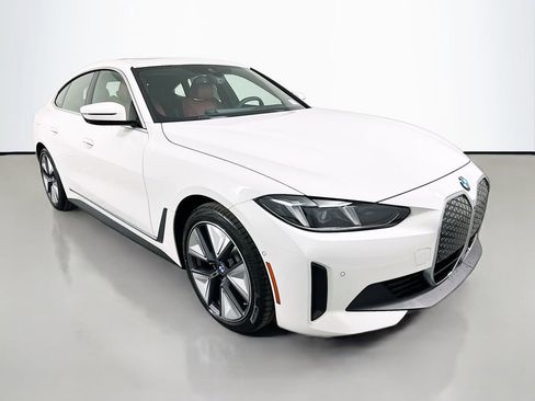 New 2026 BMW i4 eDrive40 w/ Premium Package RWD image 3