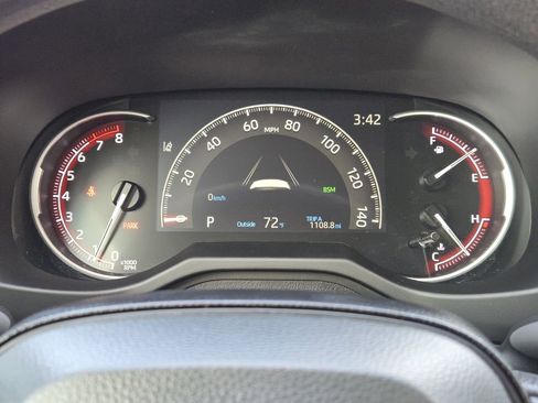 Used 2024 Toyota RAV4 XLE image 18