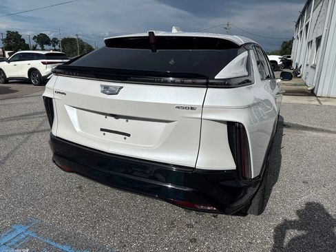 Used 2024 Cadillac Lyriq Sport RWD image 8