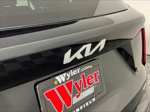 Certified 2023 Kia Sorento LX AWD/4WD image 24