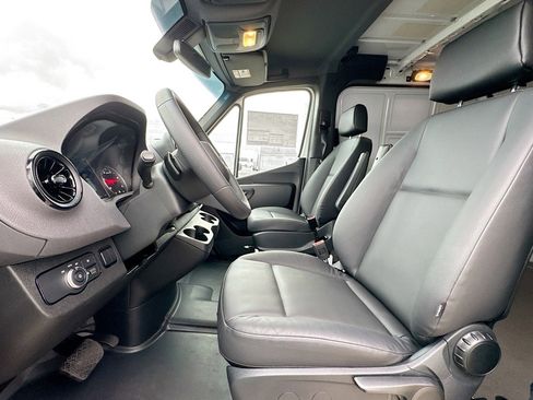 New 2025 Mercedes-Benz Sprinter 2500 image 16