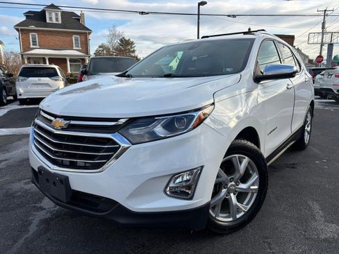 Used 2018 Chevrolet Equinox Premier image 3