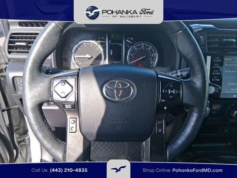 Used 2024 Toyota 4Runner TRD Off-Road Premium w/ Off Road Premium Plus Package AWD/4WD image 10