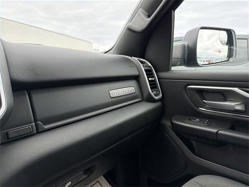 Used 2023 RAM 1500 Big Horn image 23
