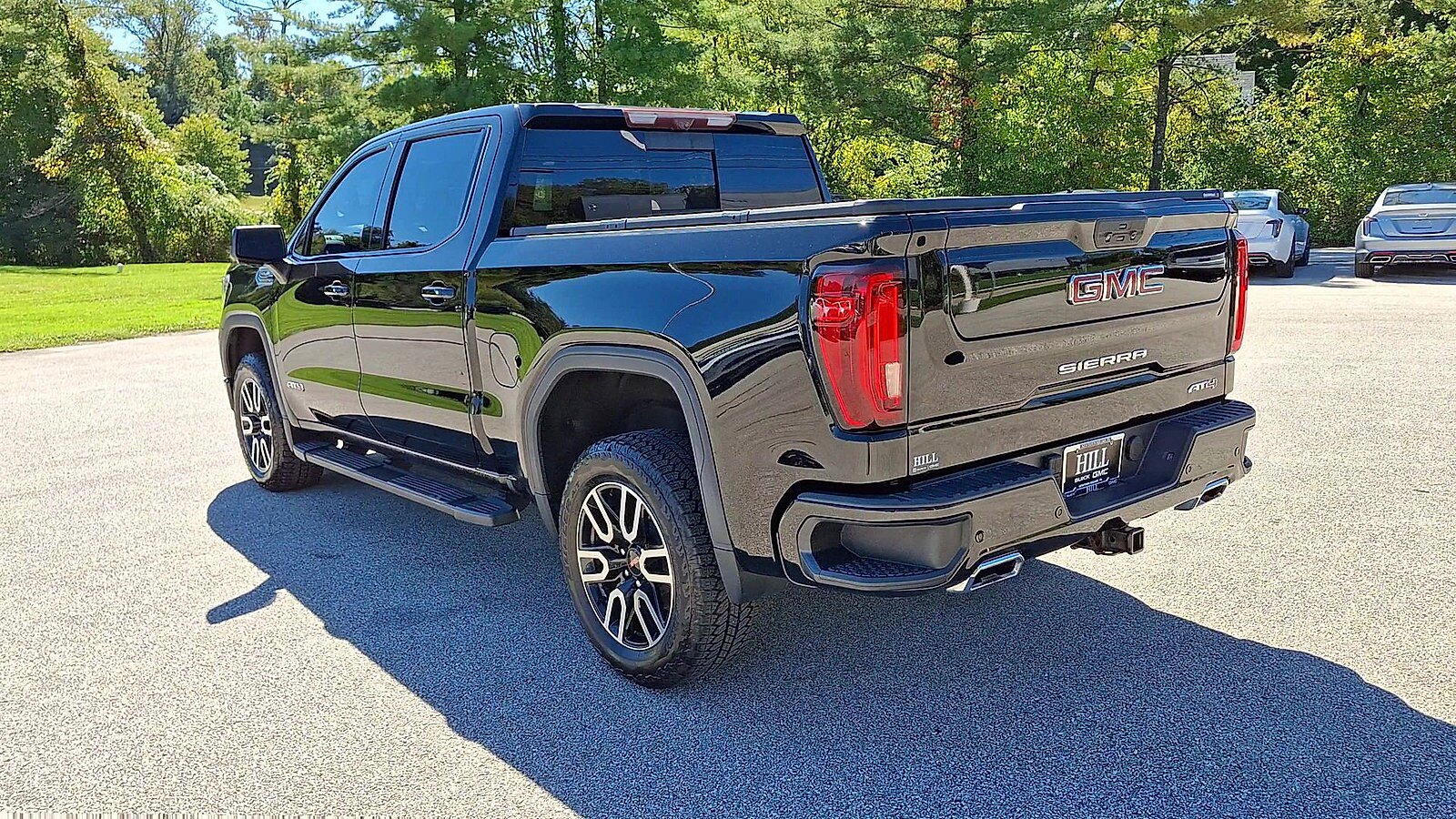 Used 2020 GMC Sierra 1500 AT4 w/ AT4 Premium Package AWD/4WD image 7