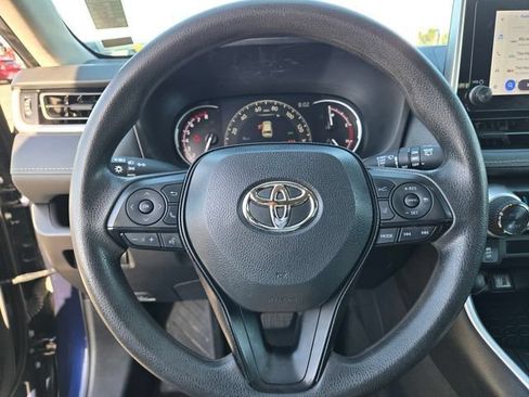 Used 2024 Toyota RAV4 XLE AWD/4WD image 24