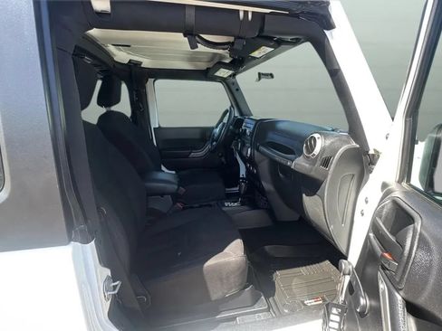 Used 2015 Jeep Wrangler Sport AWD/4WD image 26