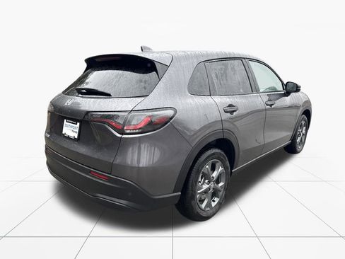 New 2026 Honda HR-V LX image 8