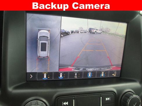 Used 2019 GMC Terrain Denali w/ Advanced Safety Package image 17