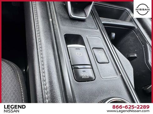 Used 2024 Nissan Pathfinder S AWD/4WD image 29