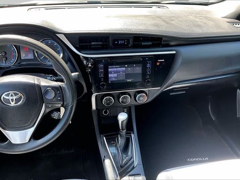 Used 2017 Toyota Corolla L w/ Carpet Mat Package (TMS) FWD image 7