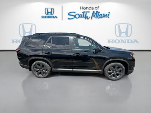 New 2026 Honda Pilot Sport image 8