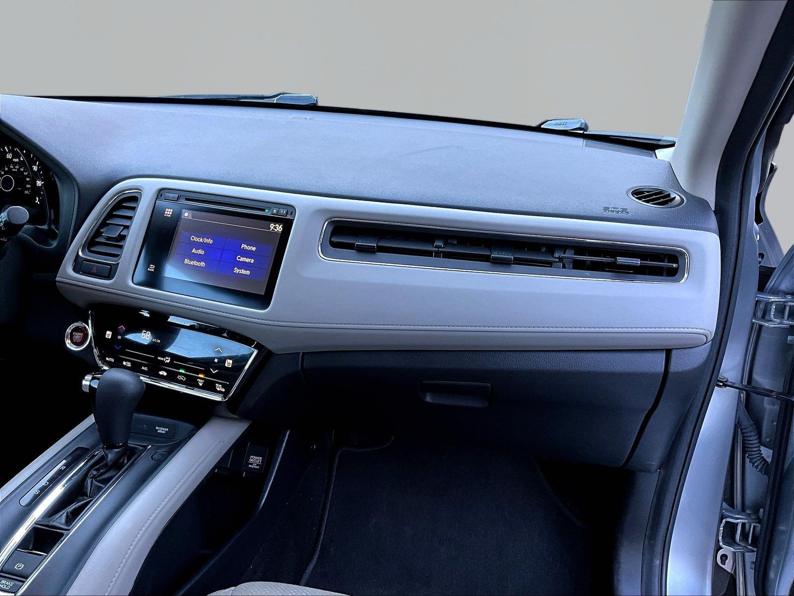 Used 2018 Honda HR-V EX image 26