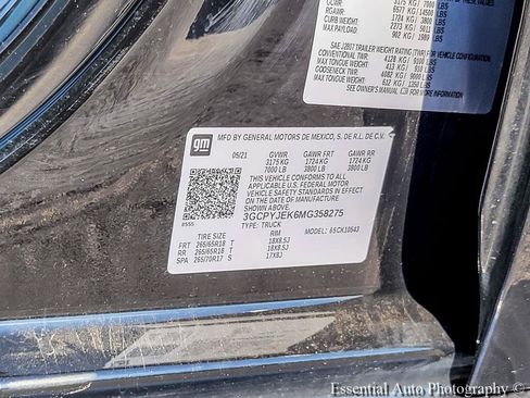 Used 2021 Chevrolet Silverado 1500 LT AWD/4WD image 31