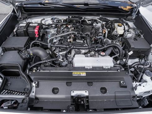 New 2025 Toyota Tacoma SR image 18