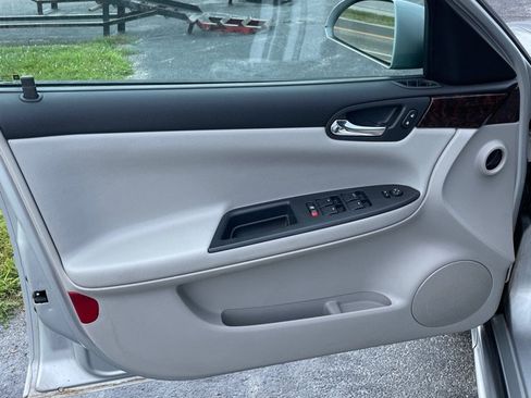 Used 2013 Chevrolet Impala LS FWD image 10