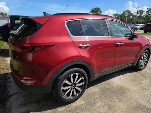 Used 2018 Kia Sportage EX w/ EX Premium Package FWD image 3