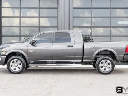 Used 2018 RAM 2500 Big Horn w/ Sport Appearance Group AWD/4WD image 4