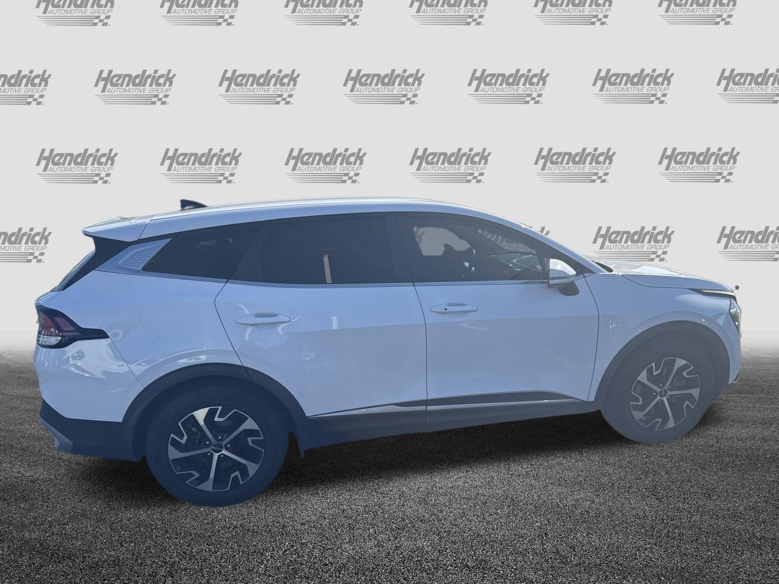 Used 2023 Kia Sportage EX FWD image 11