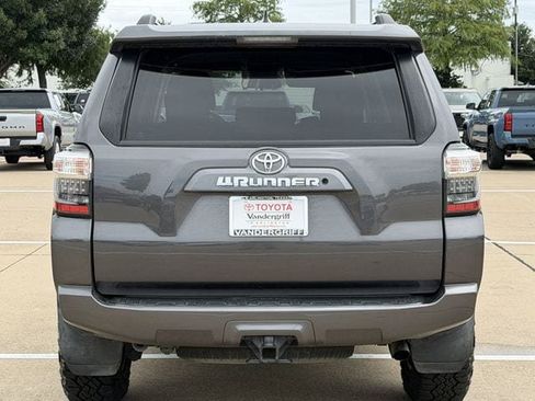 Used 2019 Toyota 4Runner SR5 RWD image 5