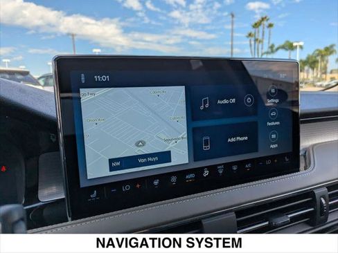 New 2025 Lincoln Corsair AWD w/ Equipment Group 101A image 9