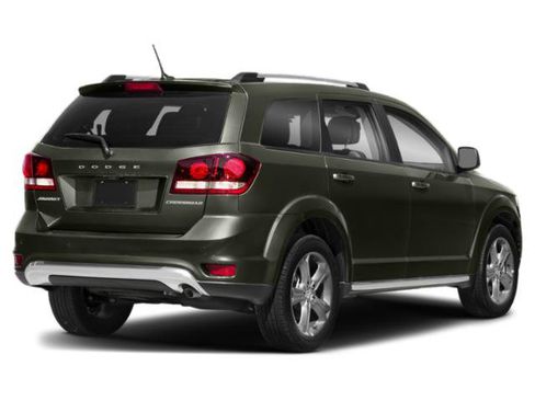 Certified 2018 Dodge Journey SE w/ Popular Equipment Group FWD image 3