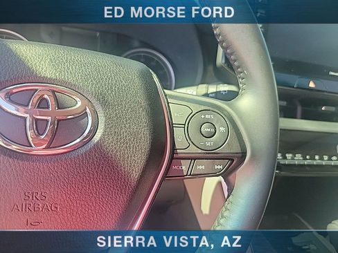 Used 2021 Toyota Venza LE w/ Carpet Mat Package (TMS) AWD/4WD image 25