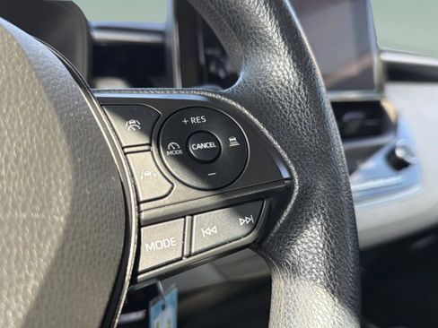 Used 2023 Toyota Corolla LE FWD image 19