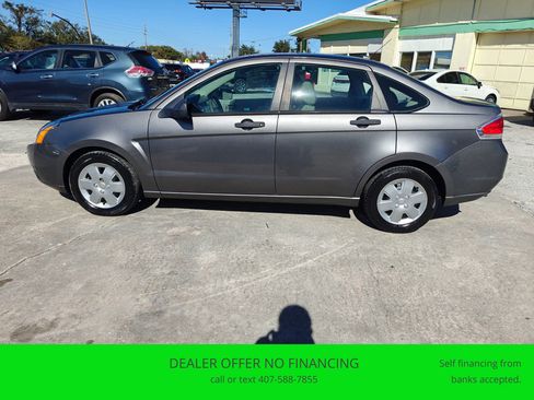 Used 2010 Ford Focus S image 2