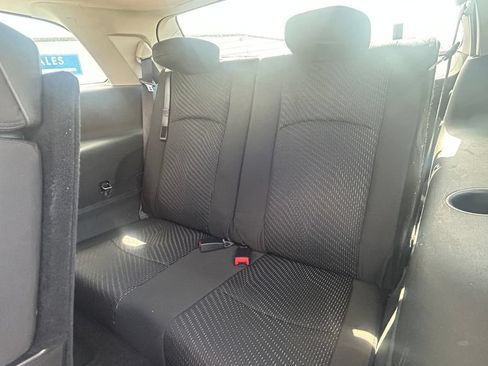 Used 2018 Dodge Journey SXT w/ Connectivity Group FWD image 32