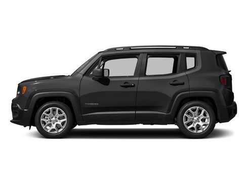 Used 2016 Jeep Renegade Latitude AWD/4WD image 3