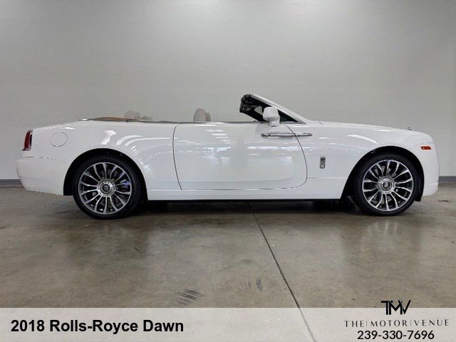 Used 2018 Rolls-Royce Dawn RWD image 16